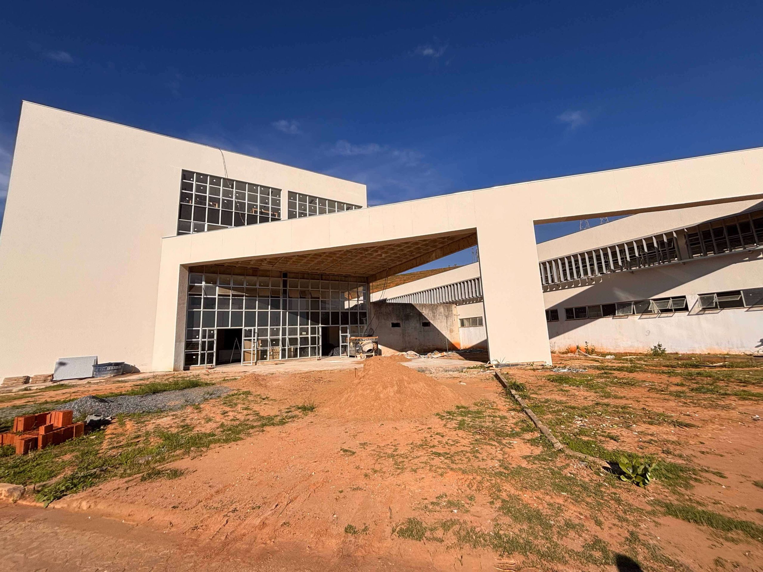 Obras Hospital Regional De Governador Valadares