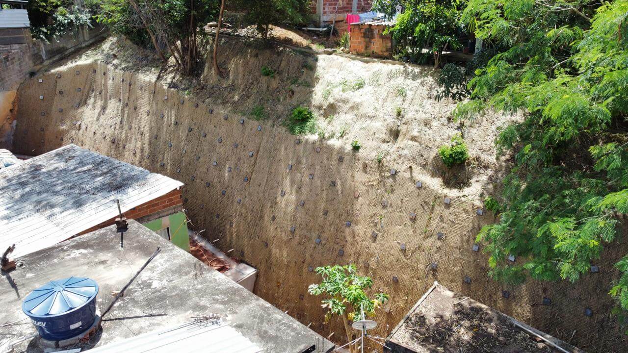 Obras - Contenções